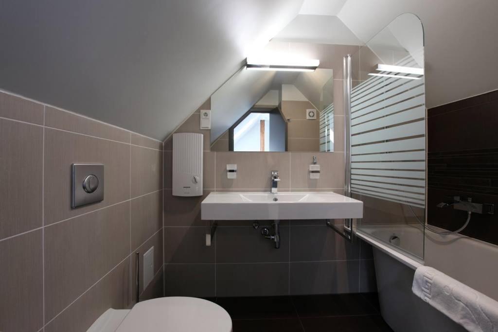Landgasthaus Jaegerhof By Nordicon Gmbh Leverkusen Dış mekan fotoğraf